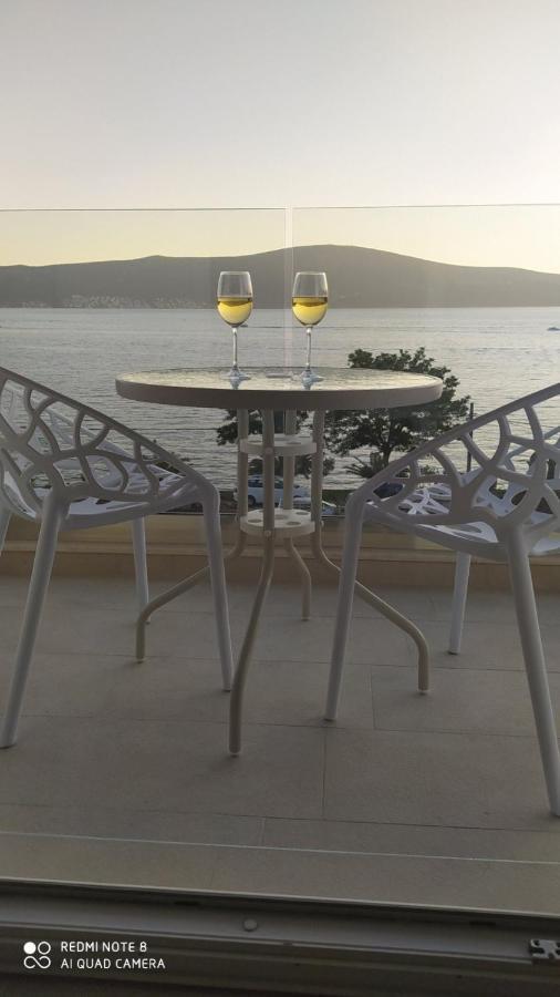 Villa Providenca Apartments Tivat Zewnętrze zdjęcie