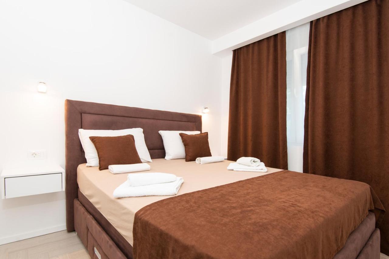 Villa Providenca Apartments Tivat Zewnętrze zdjęcie