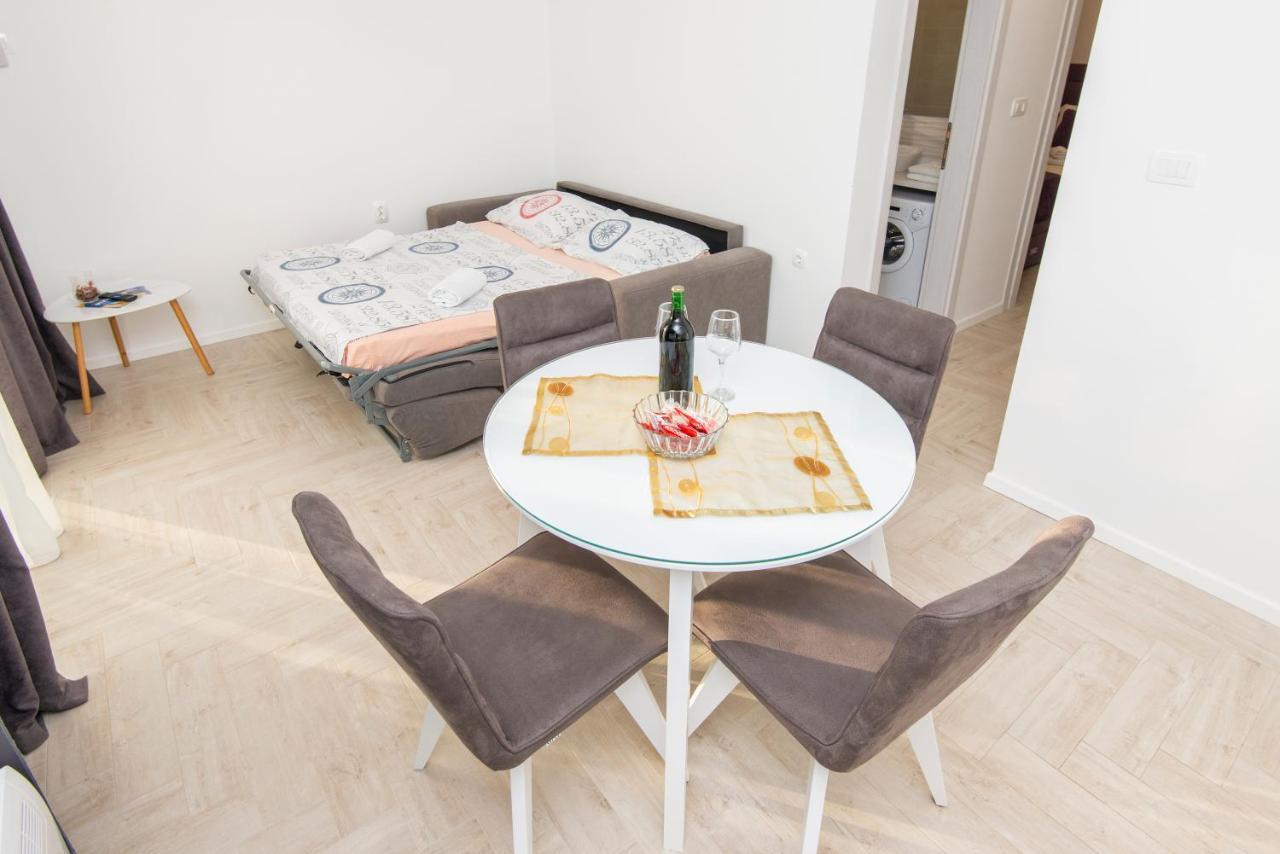 Villa Providenca Apartments Tivat Zewnętrze zdjęcie