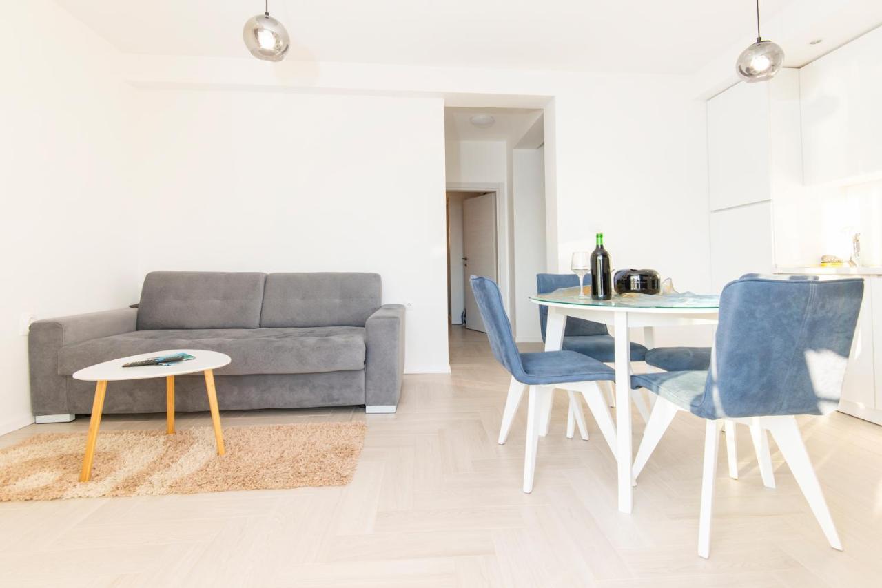 Villa Providenca Apartments Tivat Zewnętrze zdjęcie
