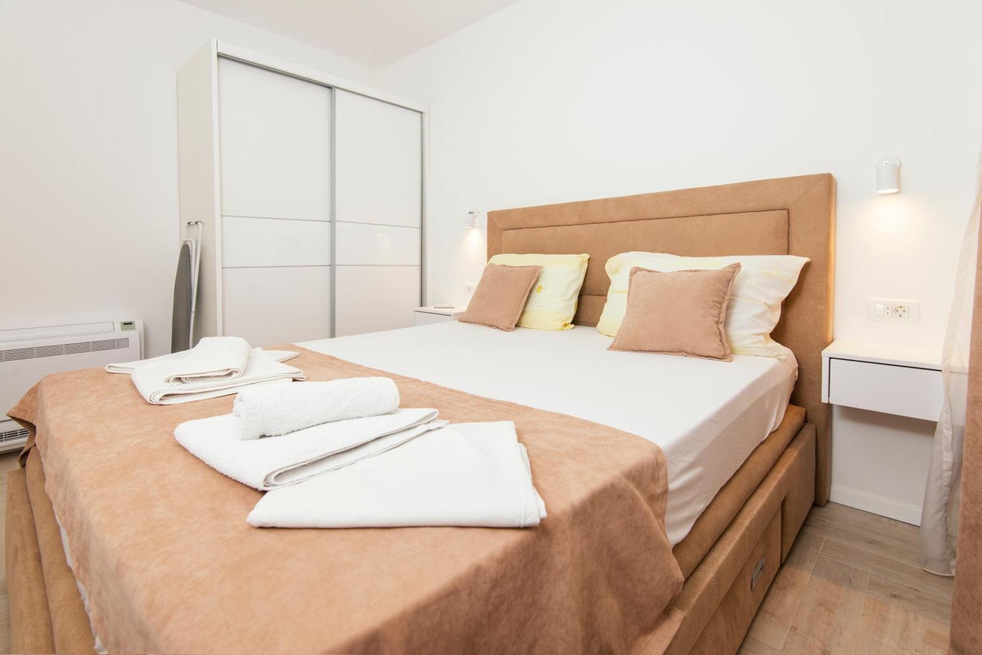 Villa Providenca Apartments Tivat Zewnętrze zdjęcie
