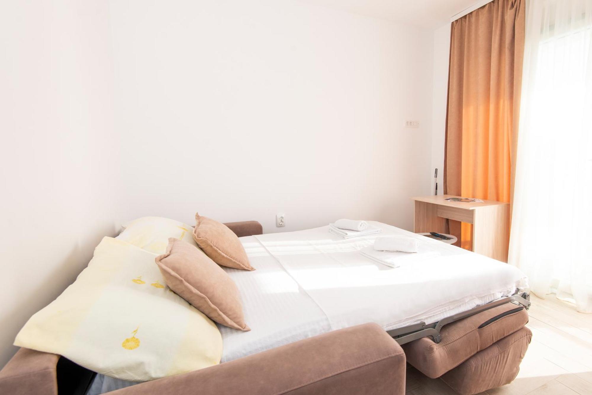 Villa Providenca Apartments Tivat Zewnętrze zdjęcie